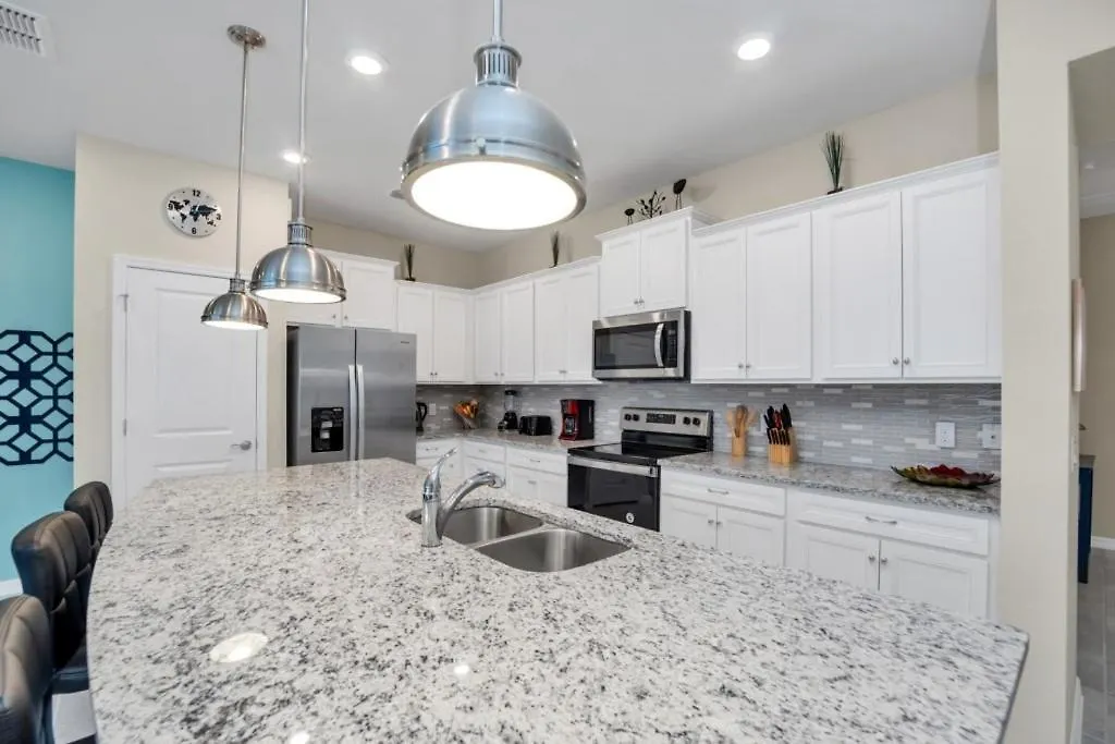 5 Bed Townhome! Townhouse Davenport 0*,  United States