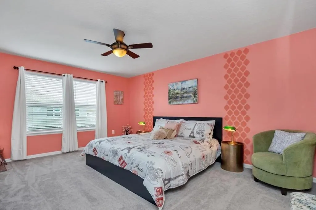 Holiday home 5 Bed Townhome! Townhouse Davenport United States