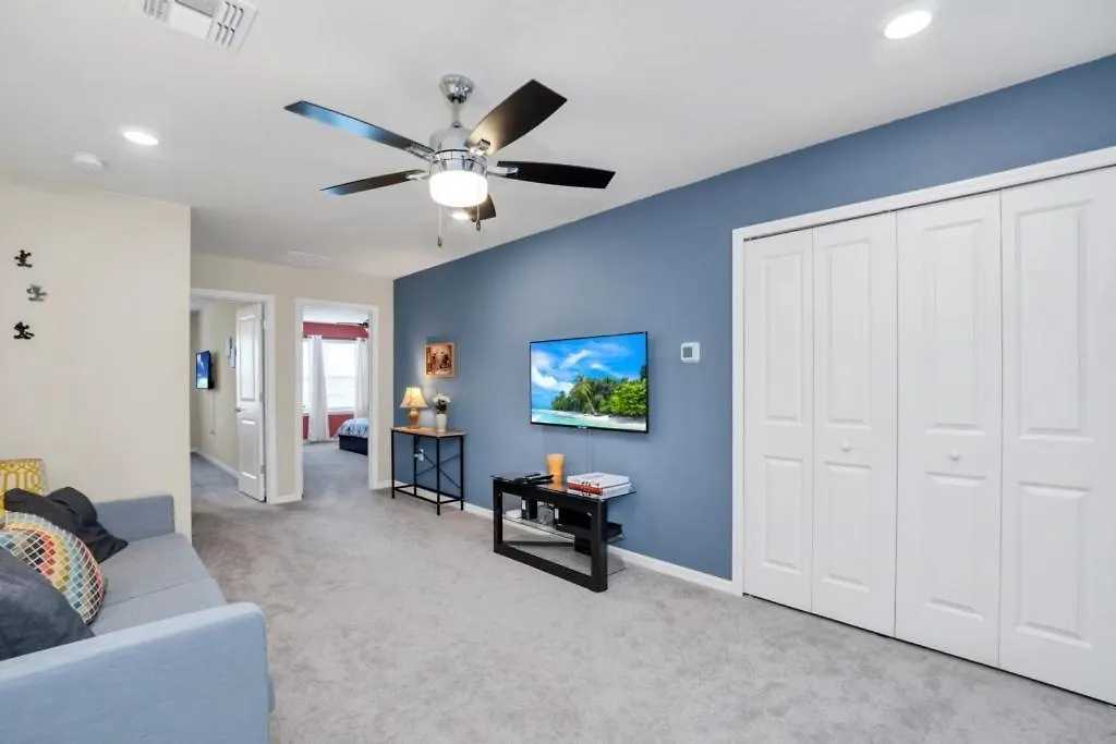 Holiday home 5 Bed Townhome! Townhouse Davenport