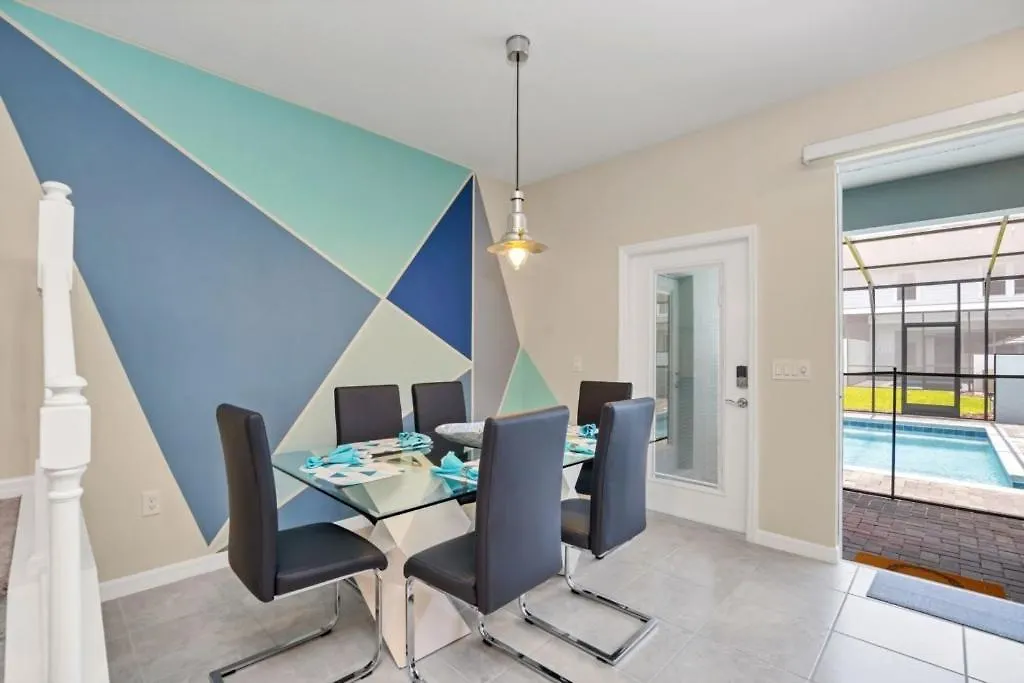 Holiday home 5 Bed Townhome! Townhouse Davenport